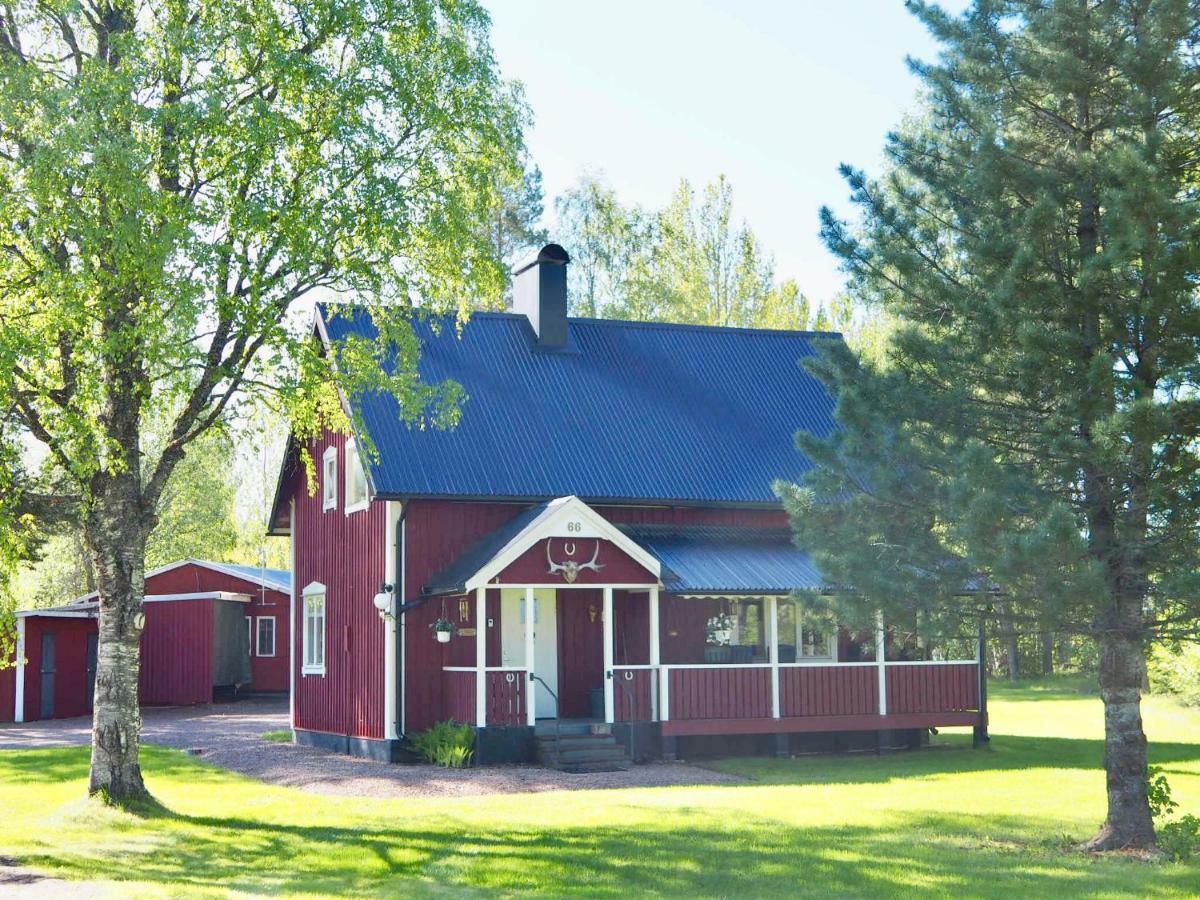 Orsastuguthyrning-Born Villa Exterior photo